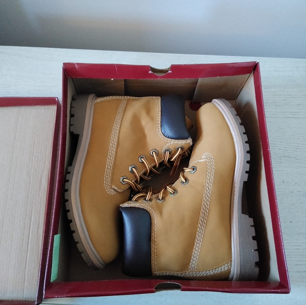 NWOT ESPRIT BOOTS - Picture 4 of 7